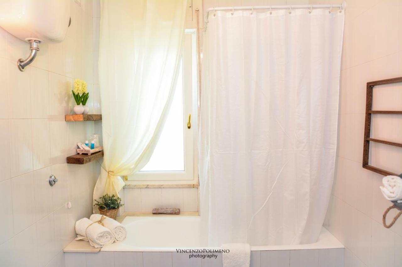 B&B Le Ginestre Trecase ภายนอก รูปภาพ